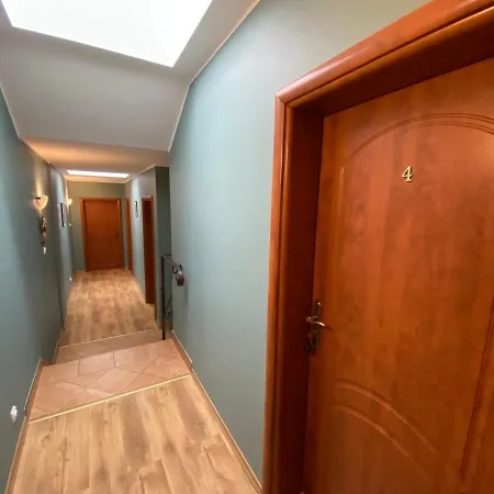 ベッド・アンド・ブレックファスト Holma *** 3*