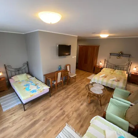 Oda ve Kahvaltı Holma *** 3*