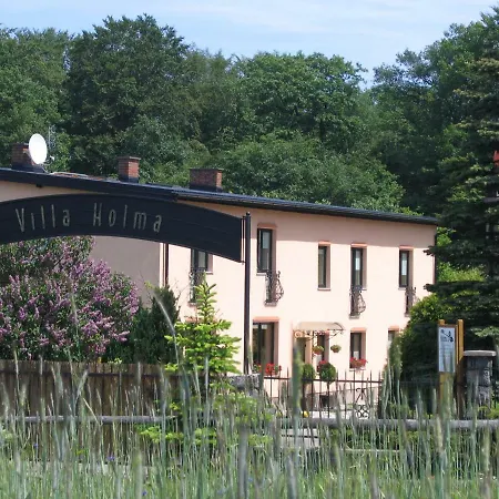 Oda ve Kahvaltı Holma ***