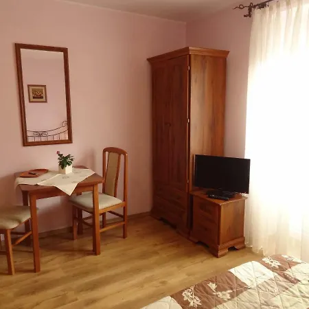 Holma *** Oda ve Kahvaltı 3*